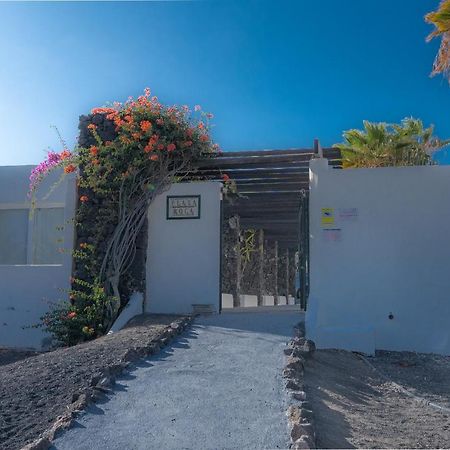 Beautiful Studio On The Seafront Costa Teguise Bagian luar foto