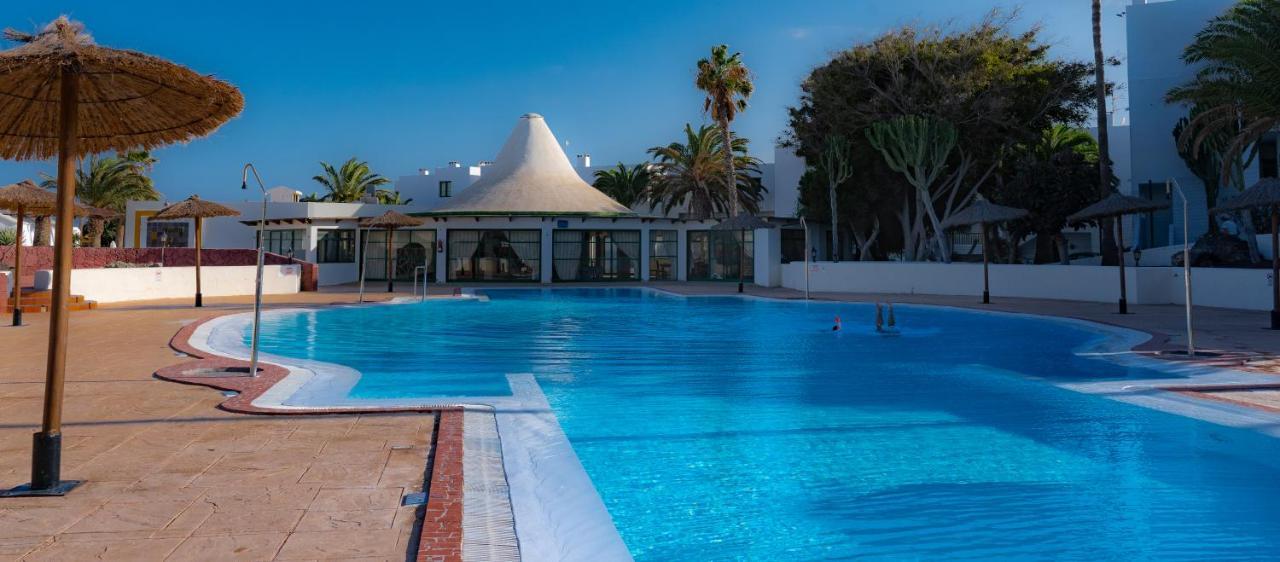 Beautiful Studio On The Seafront Costa Teguise Bagian luar foto