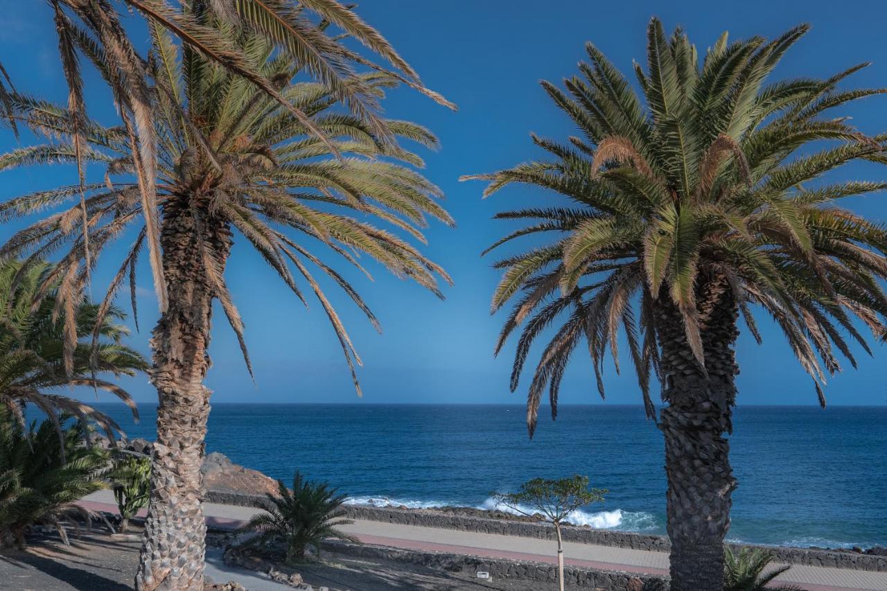 Beautiful Studio On The Seafront Costa Teguise Bagian luar foto