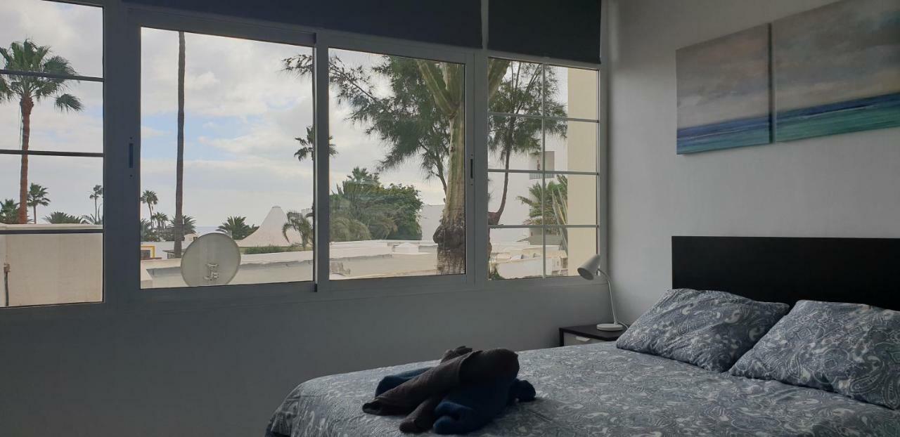 Beautiful Studio On The Seafront Costa Teguise Bagian luar foto