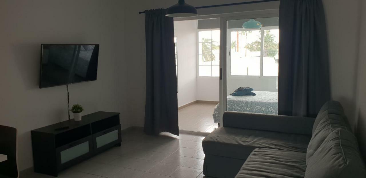 Beautiful Studio On The Seafront Costa Teguise Bagian luar foto